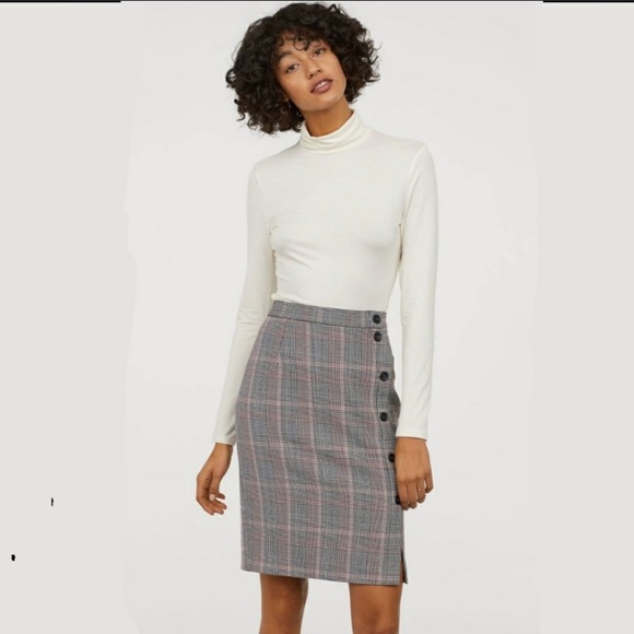 H&M Plaid Pencil Skirt - Picture 2 of 9